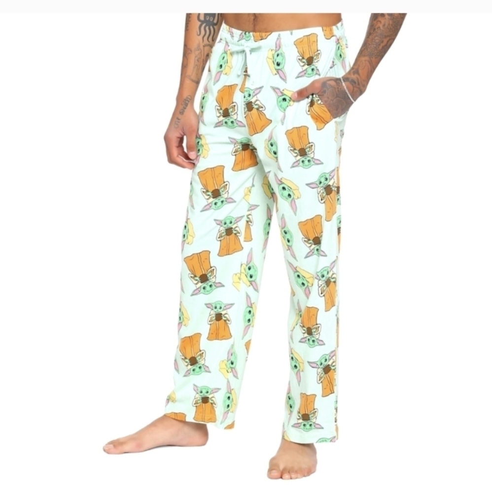 Star Wars The Mandalorian Baby Yoda-Grogu pajama pants Extra Large